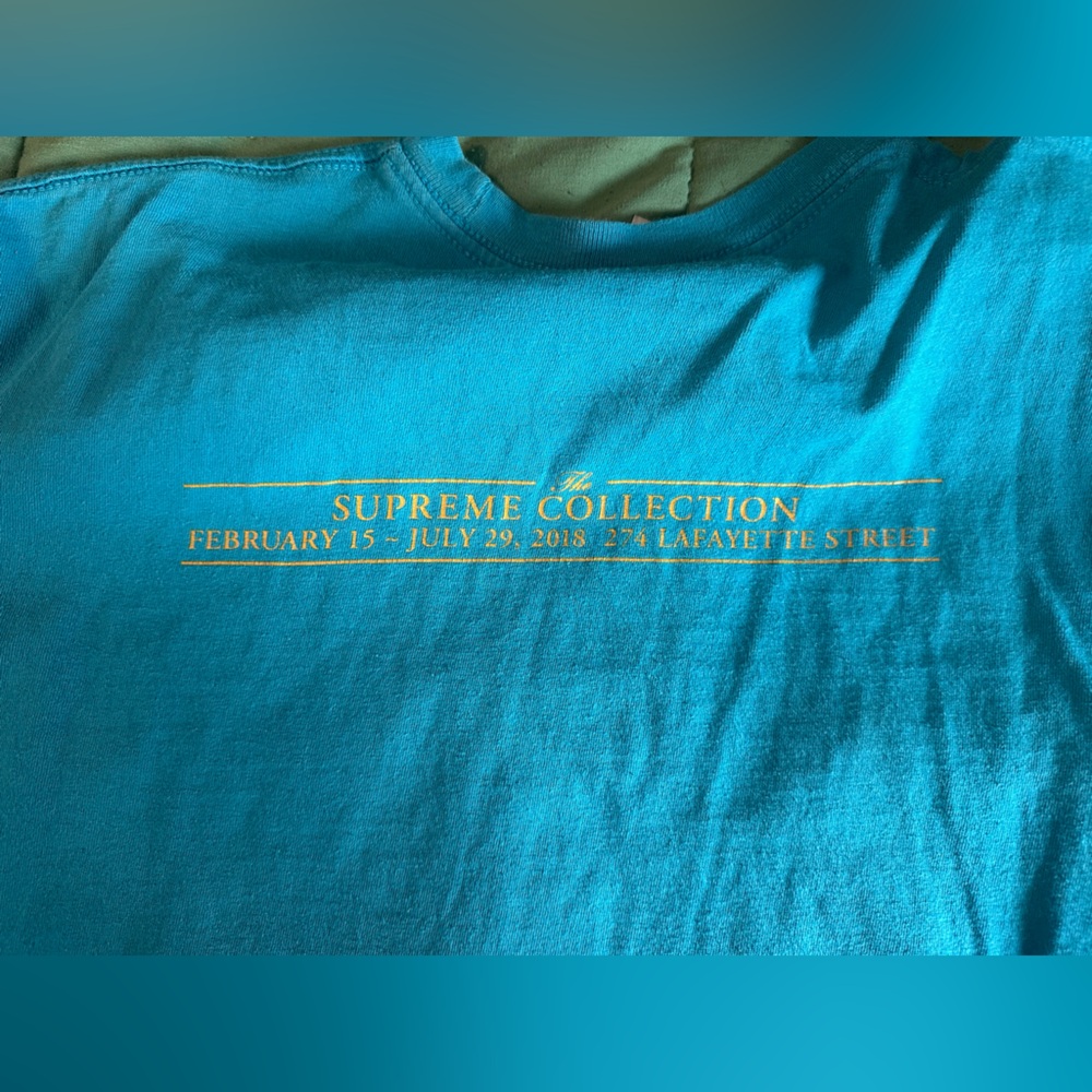 Supreme shirt